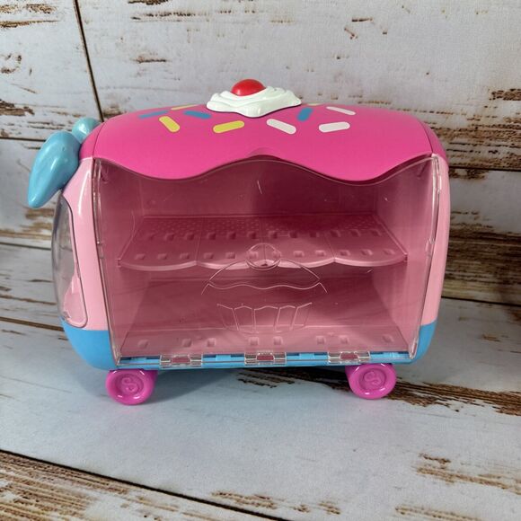 Shopkins HUGE Lot Of Loose Figures Cars Baskets 10 Pounds All Seasons & More - Picture 7 of 10